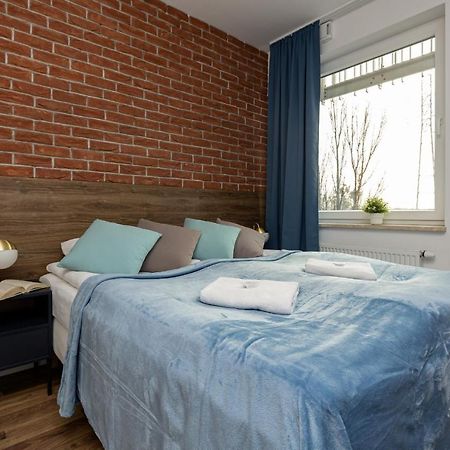 Stacja Wola Apartments With Parking By Noclegi Renters Warszawa Zewnętrze zdjęcie