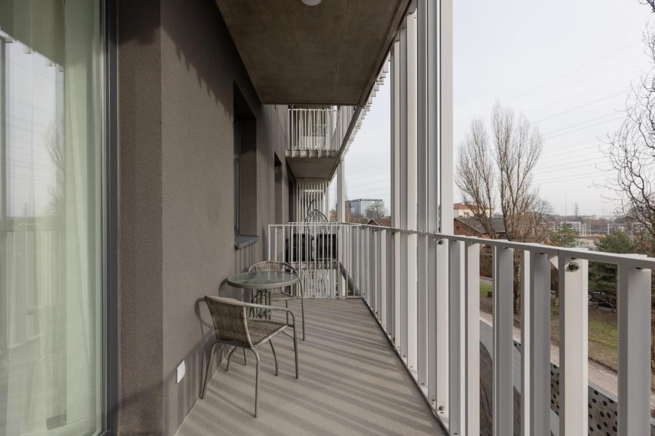 Stacja Wola Apartments With Parking By Noclegi Renters Warszawa Zewnętrze zdjęcie