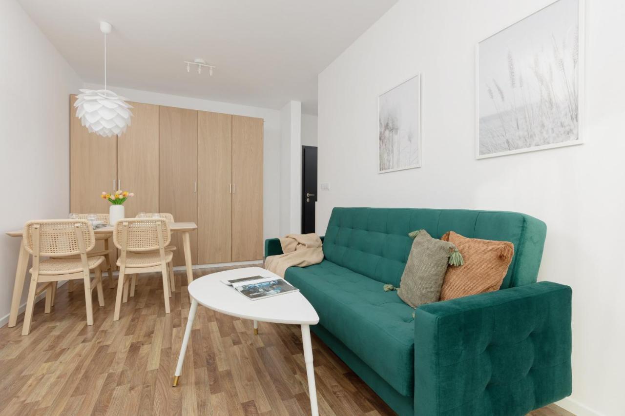Stacja Wola Apartments With Parking By Noclegi Renters Warszawa Zewnętrze zdjęcie