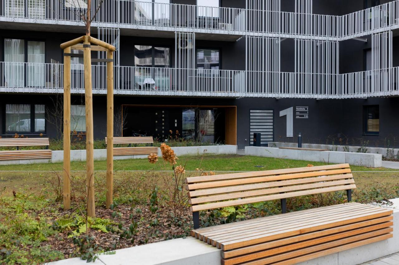 Stacja Wola Apartments With Parking By Noclegi Renters Warszawa Zewnętrze zdjęcie